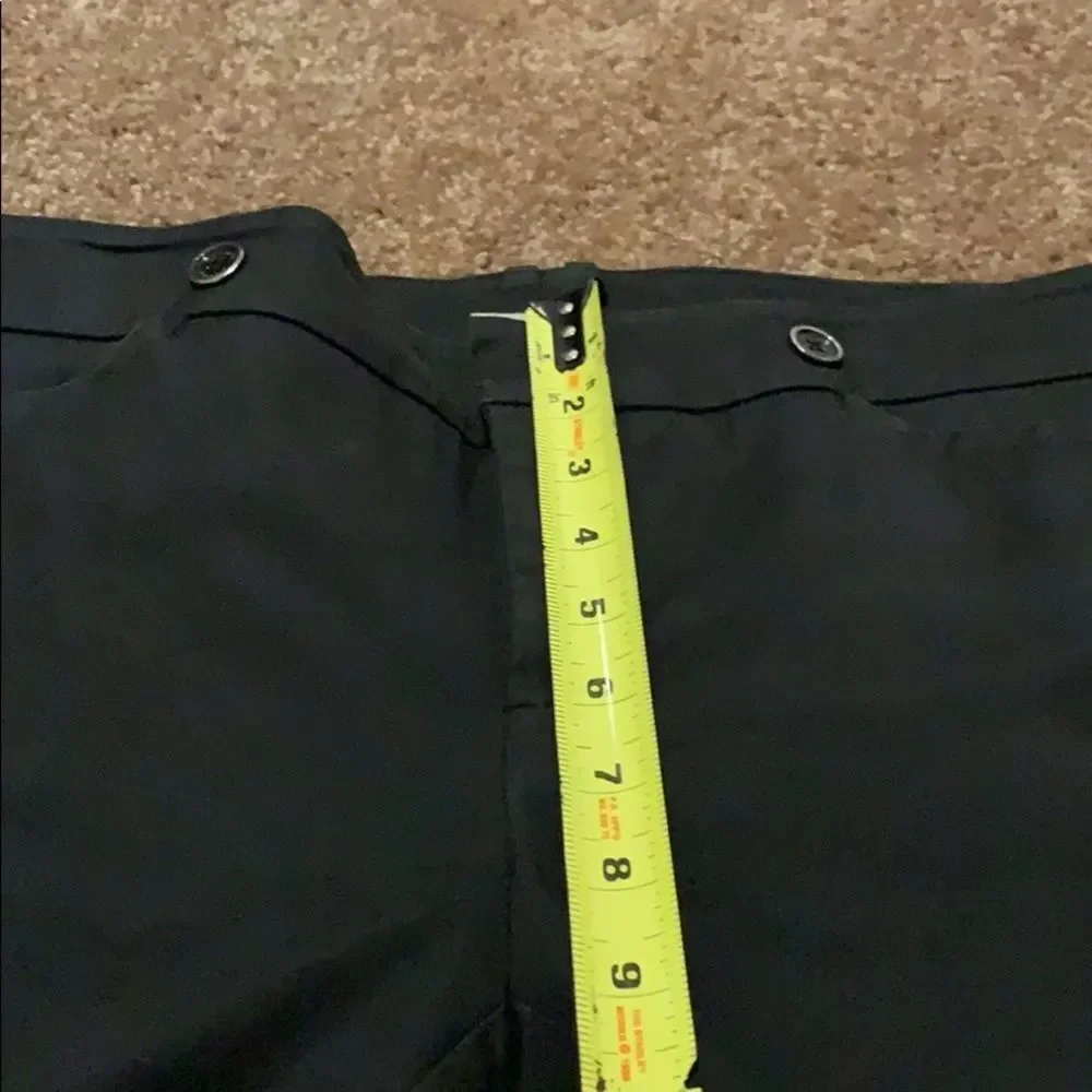 Burberry Authentic women’s long shorts. Size 10 - Picture 8 of 17